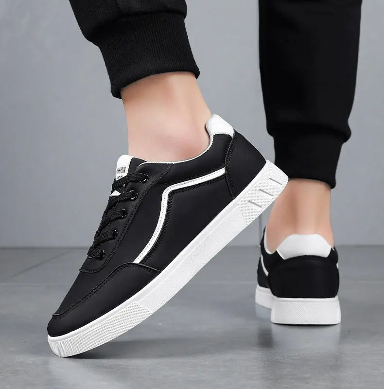 Carson Line Leather Sneakers
